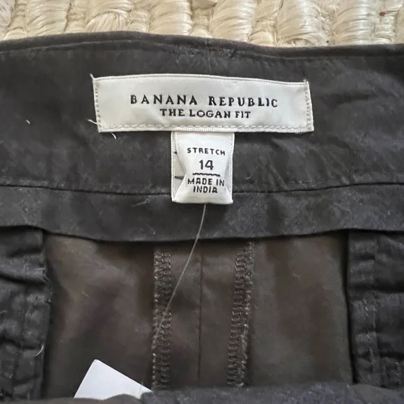 Banana Republic "The Logan Fit" Size 14 Pants - Picture 5 of 9